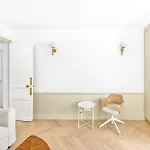 Bosquet - Jean Nicot 1bdr By B'your